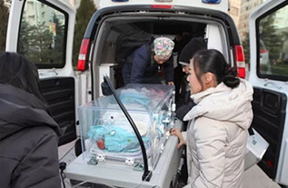 马山县妇婴监护型护送